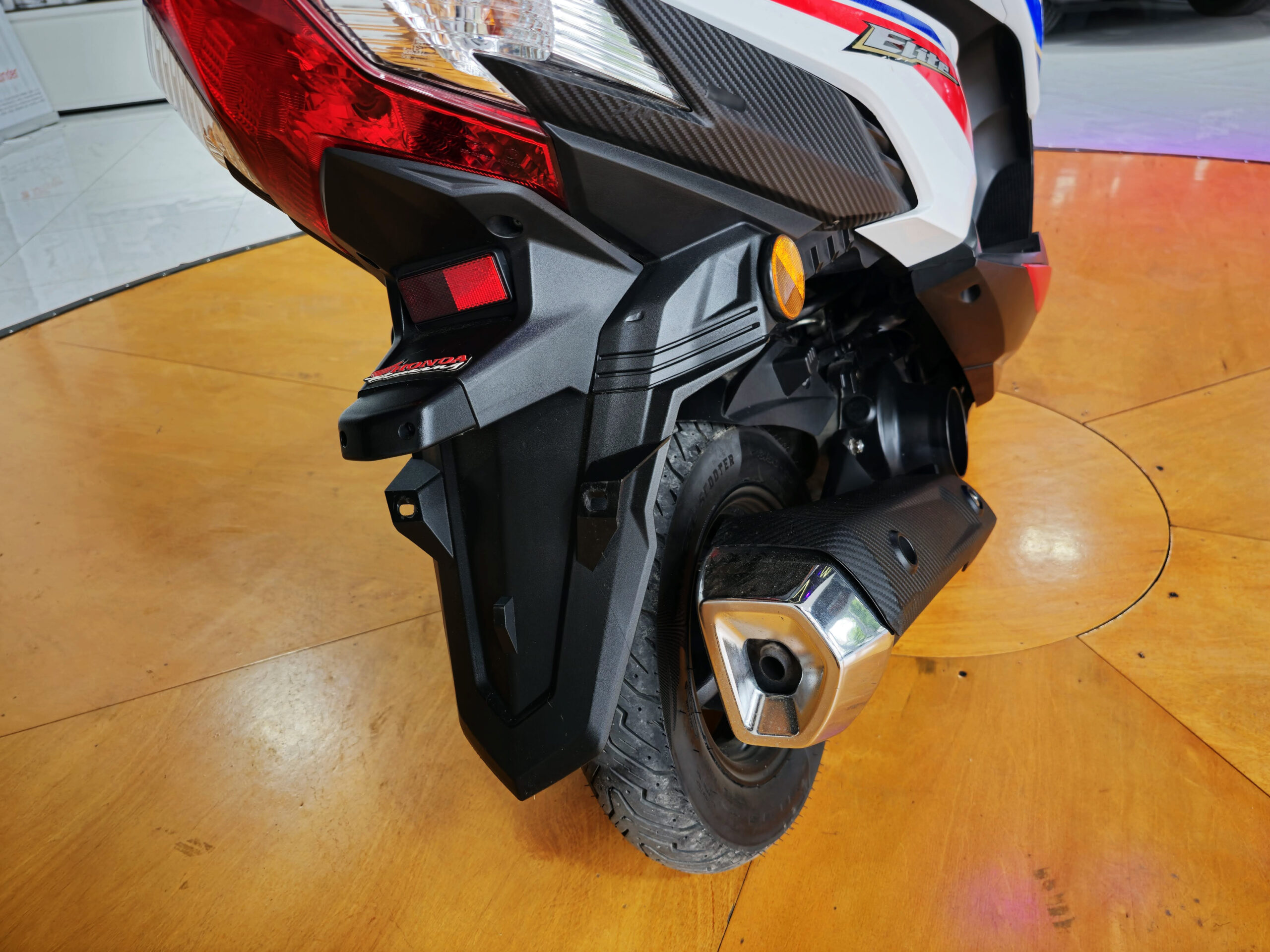 Honda Elite 2018 (16)