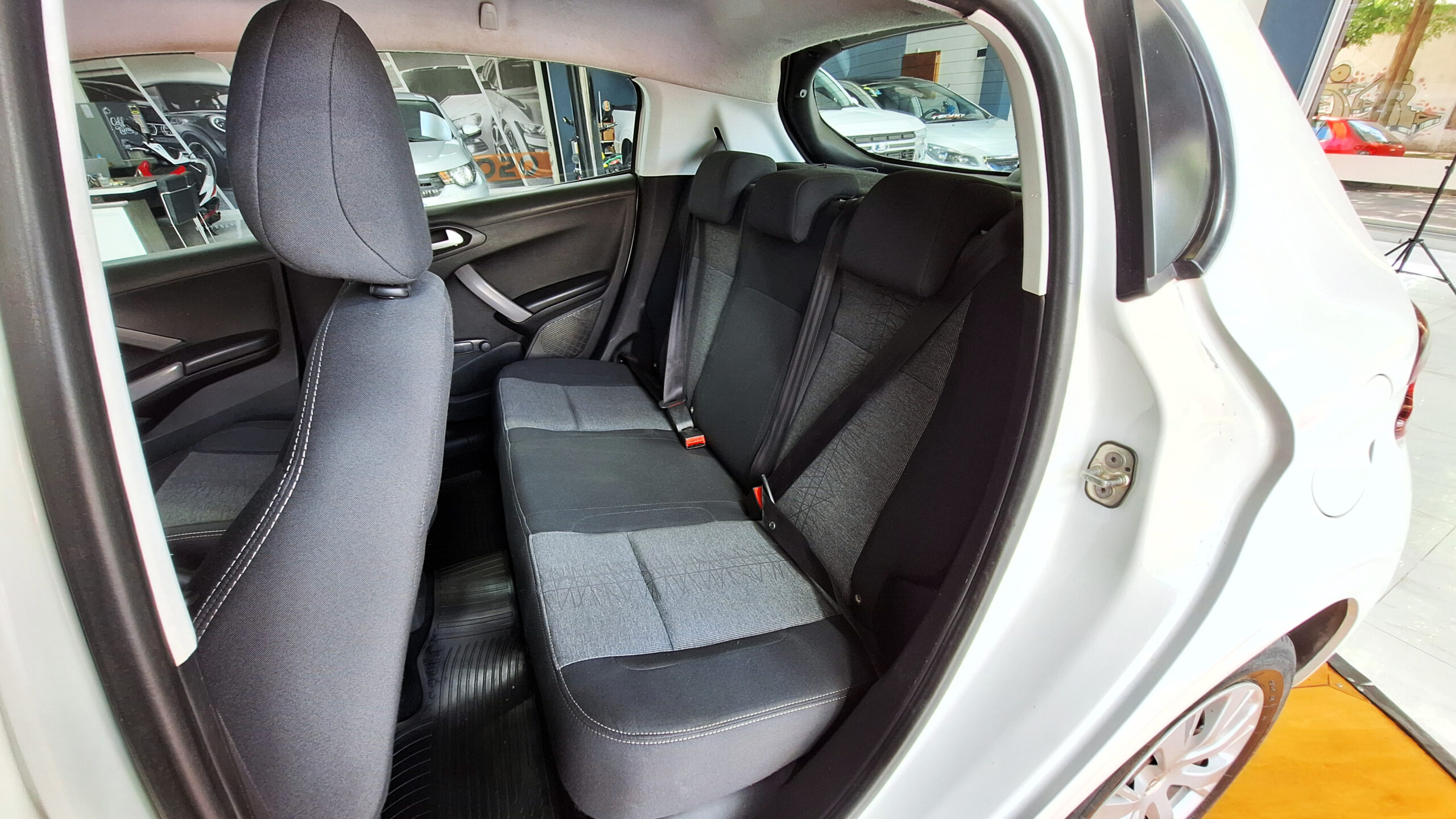 208 Activ (14)