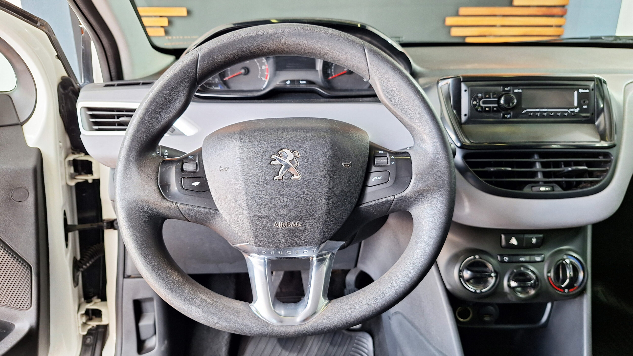 208 Activ (16)